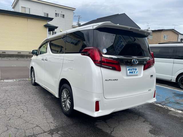 Toyota Alphard 7