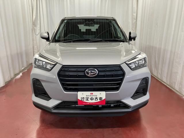 Daihatsu Rocky 3