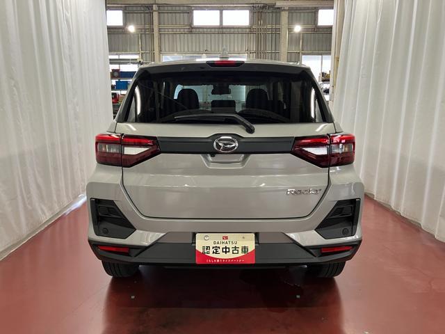 Daihatsu Rocky 6