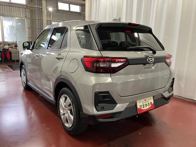 Daihatsu Rocky 7
