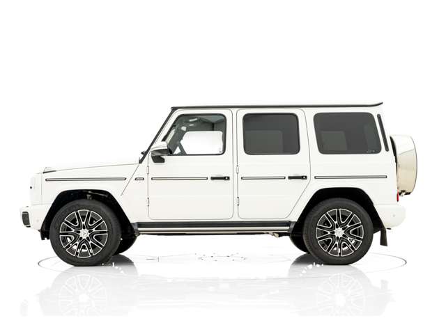 Mercedes-Benz G-Class 4