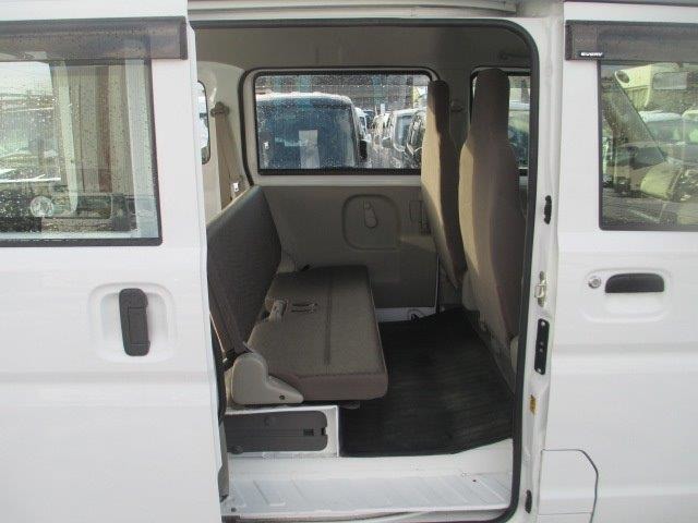 Suzuki Every 12