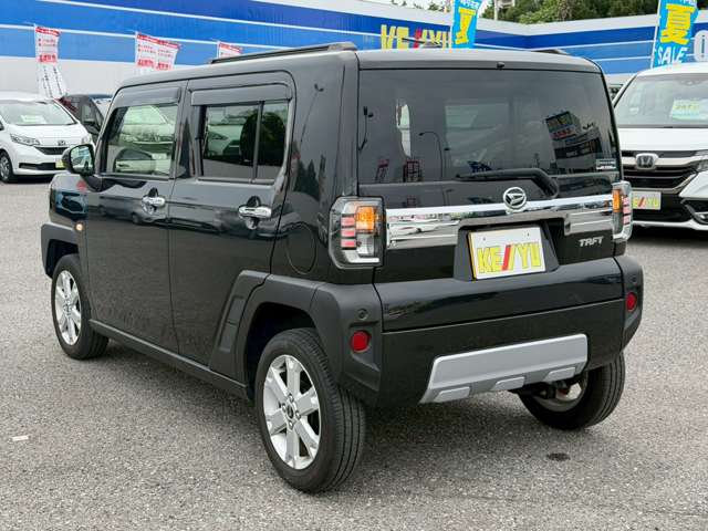 Daihatsu Taft 11