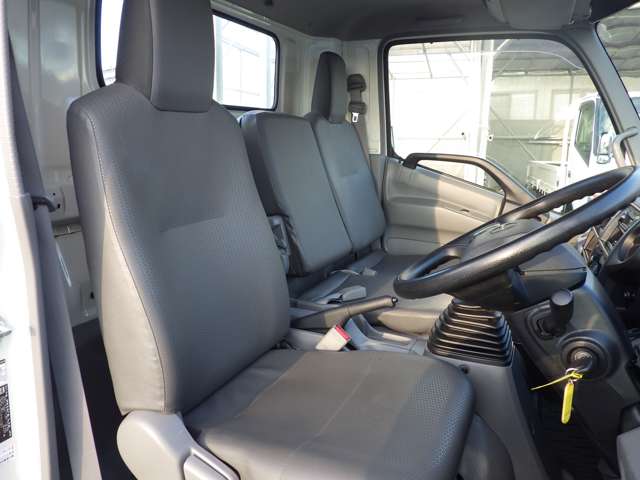 Hino Dutro 10