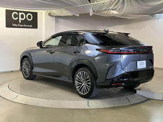 Lexus RZ 4