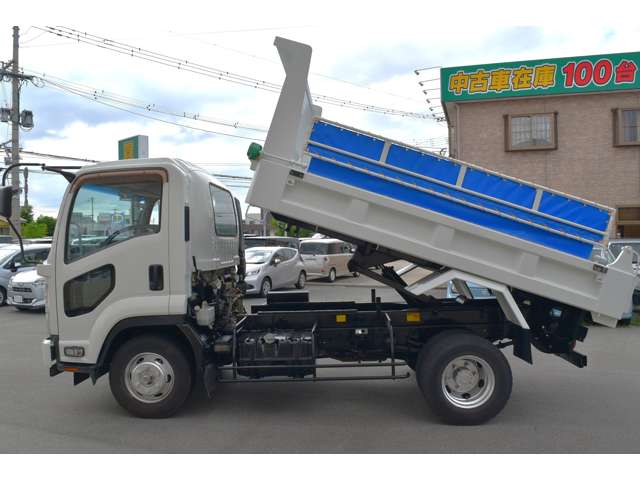 Isuzu Forward 9
