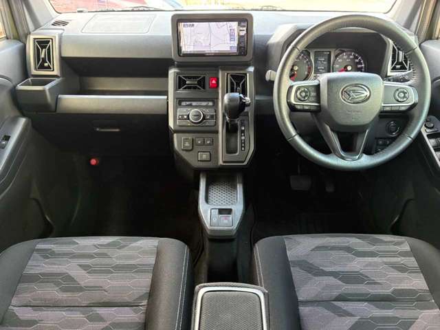 Daihatsu Taft 2