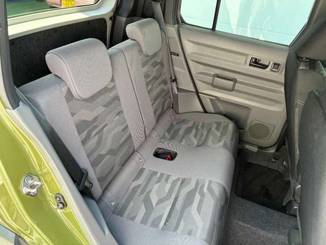 Daihatsu Taft 6