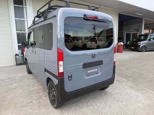 Honda N-VAN 12