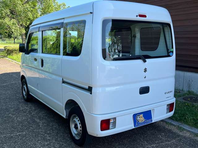 Suzuki Every 8