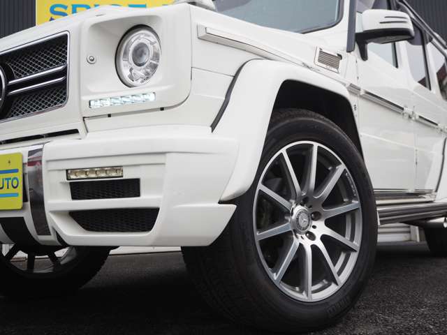 Mercedes-Benz G-Class 2
