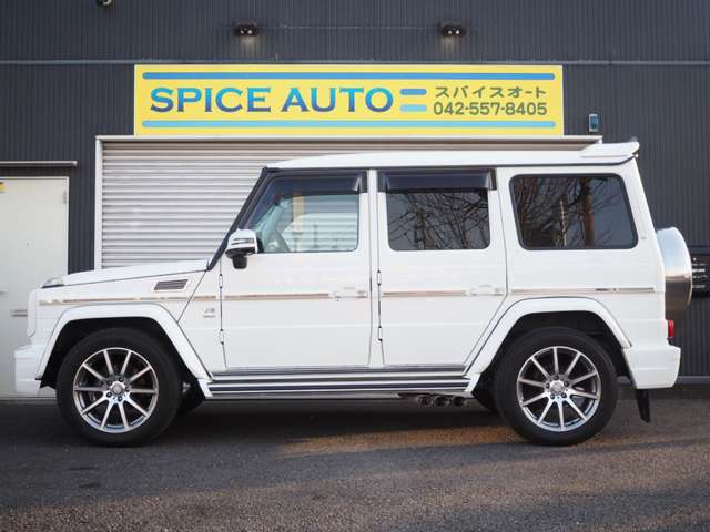 Mercedes-Benz G-Class 3