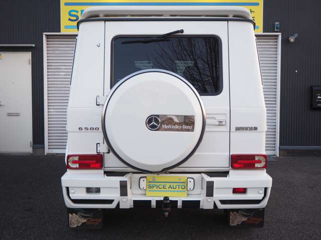 Mercedes-Benz G-Class 4