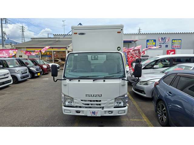 Isuzu Elf 2