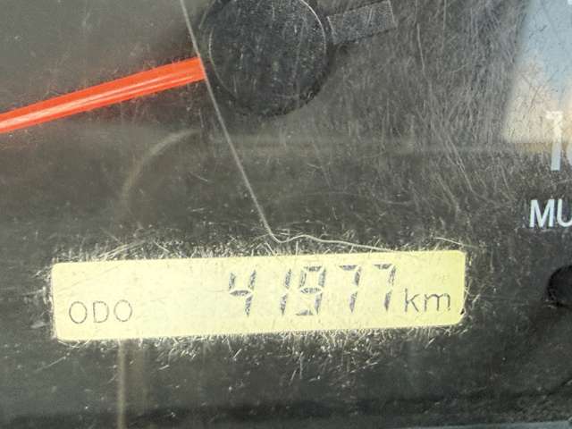 Isuzu Elf 6