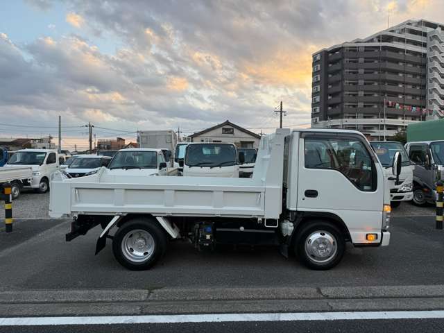 Isuzu Elf 10