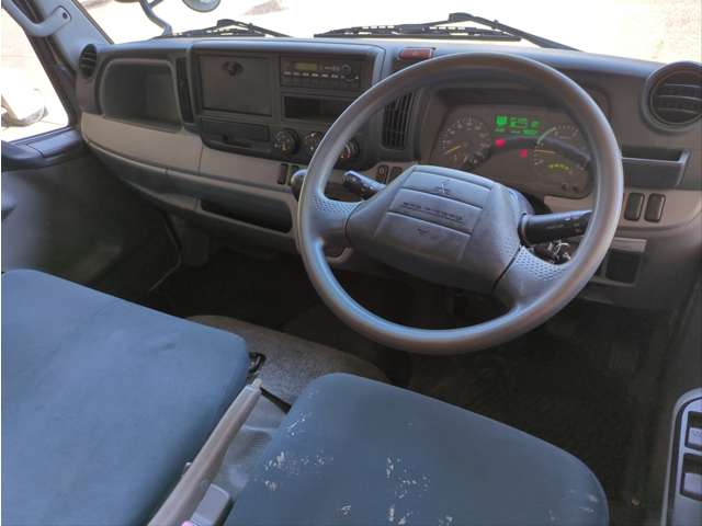 Mitsubishi Fuso Canter 12