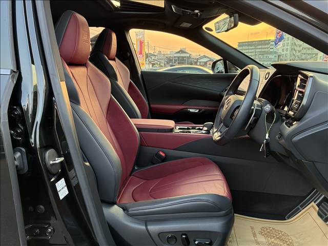 Lexus RX 4