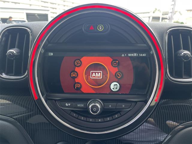 MINI Crossover 11