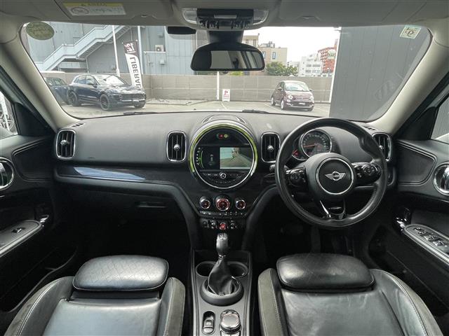 MINI Crossover 6