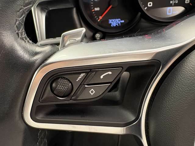 Porsche Macan 6