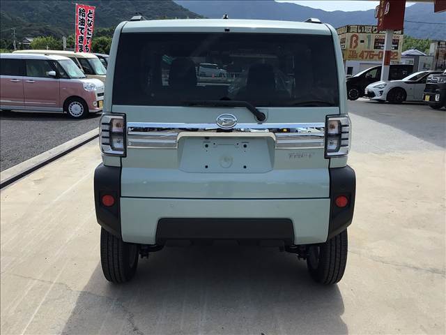 Daihatsu Taft 8