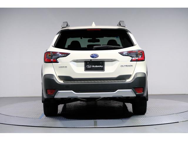 Subaru Legacy Outback 5