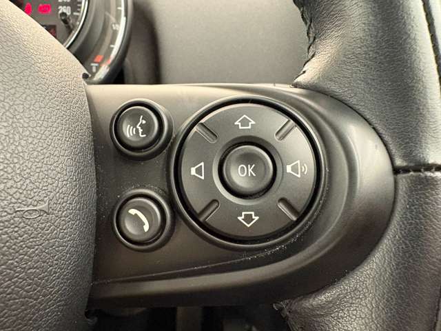 MINI Crossover 7