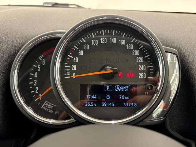 MINI Crossover 10