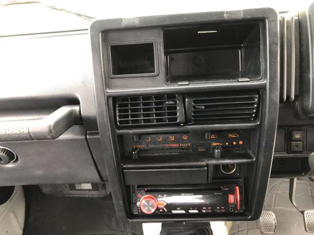 Suzuki Jimny 5