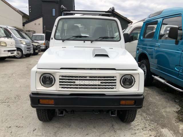 Suzuki Jimny 6