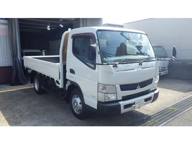 Mitsubishi Fuso Canter 2