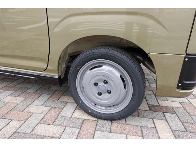 Daihatsu Atrai 8