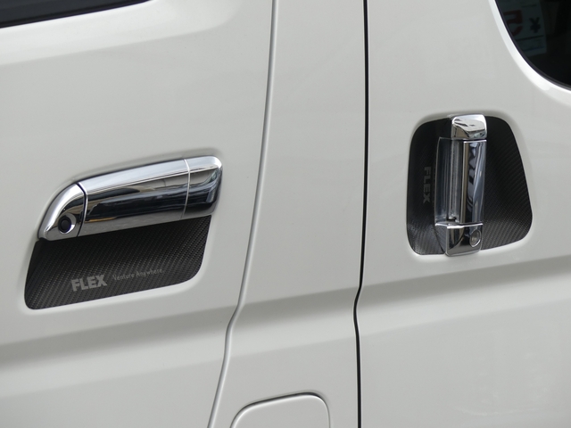 Toyota Hiace 12