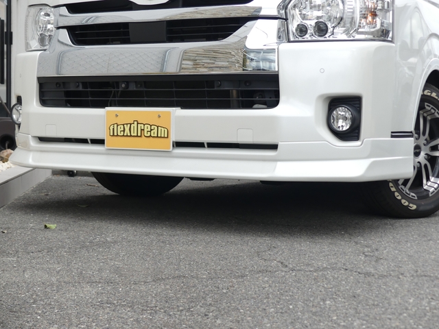Toyota Hiace 8