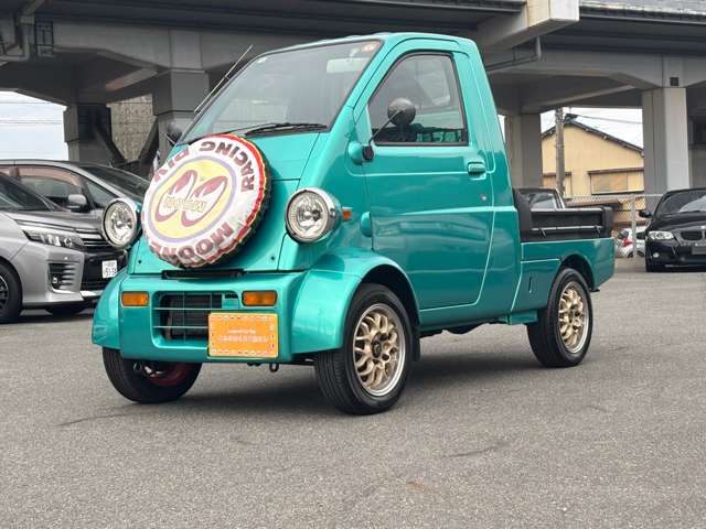 Daihatsu Midget II 7