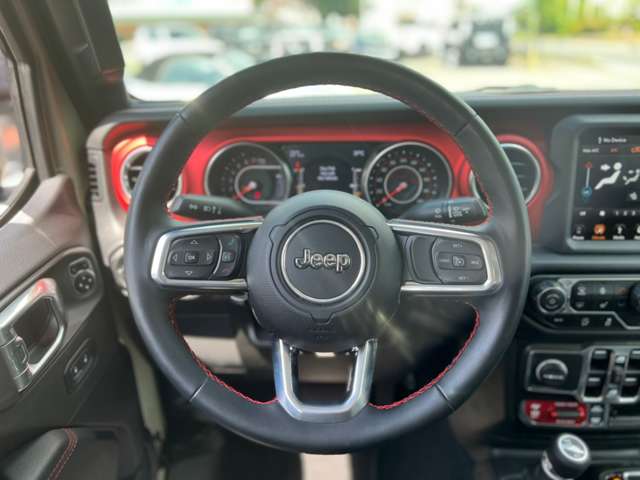 Jeep Gladiator 9