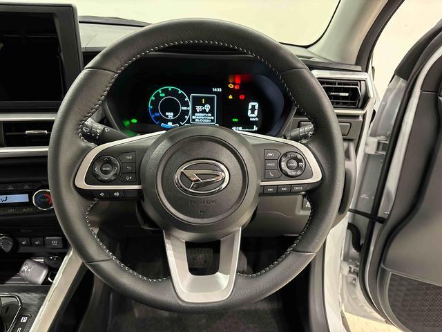 Daihatsu Rocky 12