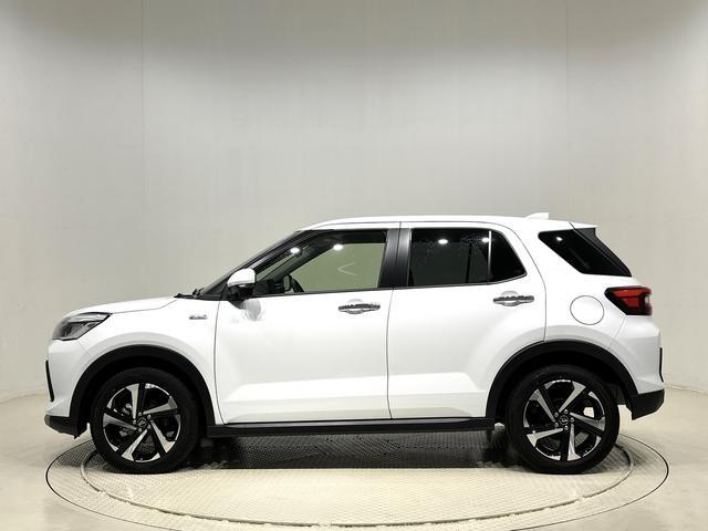 Daihatsu Rocky 8