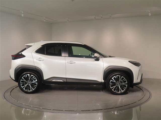 Toyota Yaris Cross 4