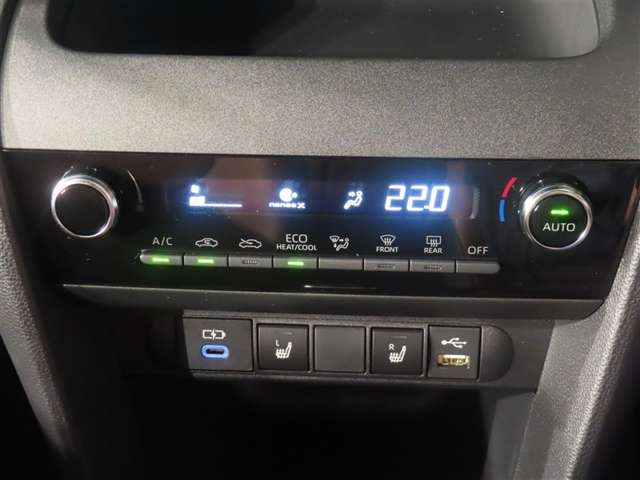 Toyota Yaris Cross 8