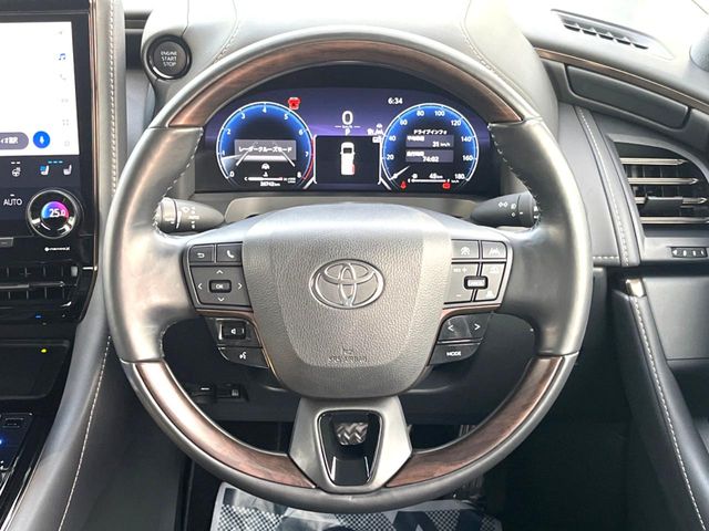 Toyota Alphard 12