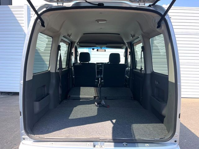 Toyota Pixis Van 11