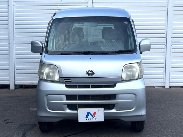 Toyota Pixis Van 12