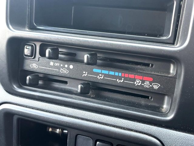 Toyota Pixis Van 4