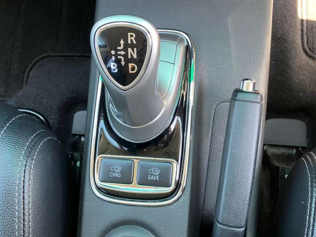 Mitsubishi Outlander PHEV 7