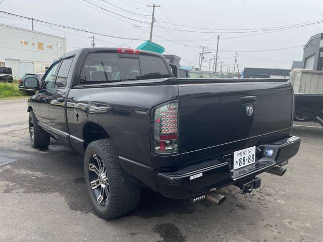 Dodge Ram 2