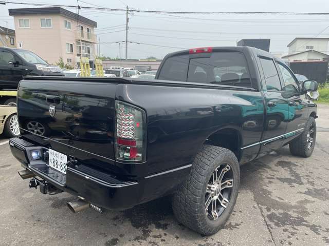 Dodge Ram 7