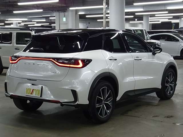 Lexus LBX 6