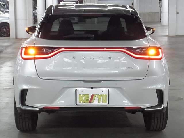 Lexus LBX 10